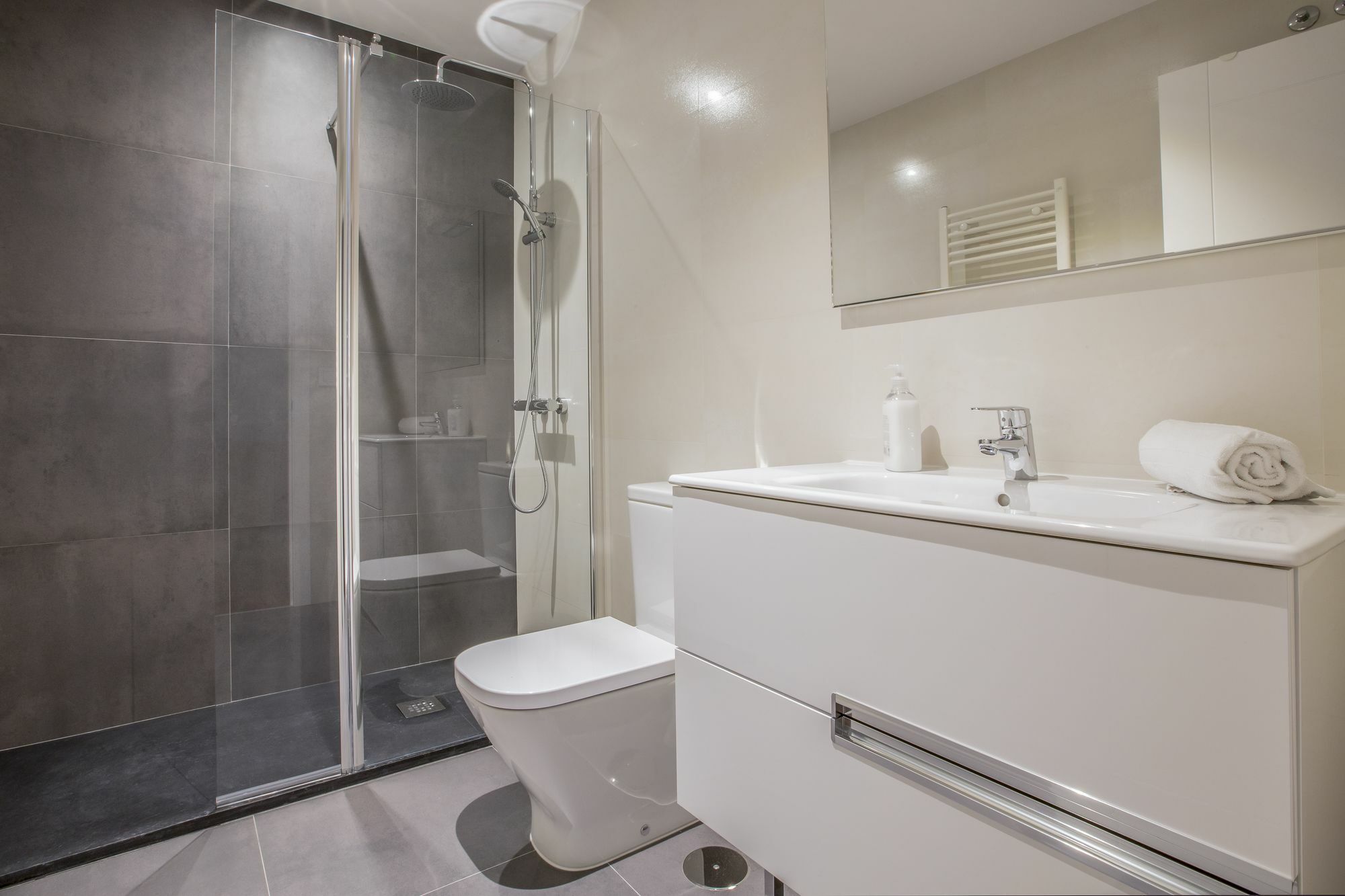 Slow Suites Augusto Madrid Eksteriør billede